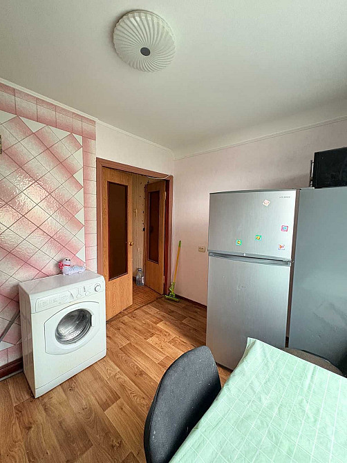 Продаж 2х кімнатної квартири з великою кухнею / молодіжний Кременчуг - изображение 1