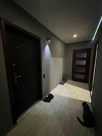 Продам 2x кімнатну крвартиру терміново 