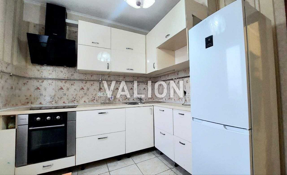 Продаж 2к квартири вул Лятошинського 18 Голосіївський р-н правий берег Київ - зображення 3