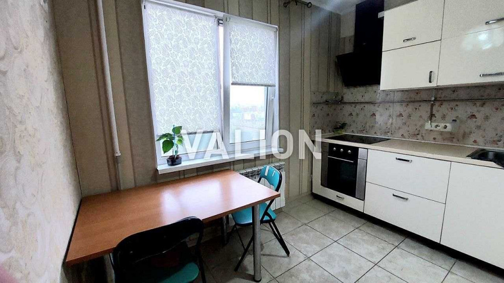 Продаж 2к квартири вул Лятошинського 18 Голосіївський р-н правий берег Київ - зображення 2