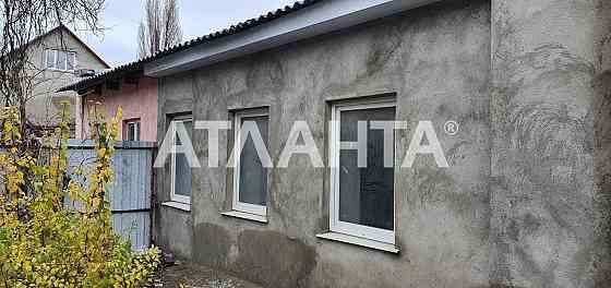 3 к. квартира со своим двором и отдельным входом. Море через дорогу Одесса