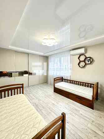 Продається сучасна, тепла, квартира в ЖК Патріотика Київ