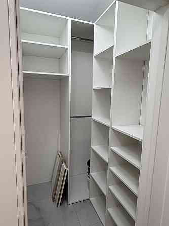 Власник. .	Елітна квартира з повною комплектацією та газовим опаленням Ровно