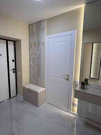 Власник. .	Елітна квартира з повною комплектацією та газовим опаленням Ровно