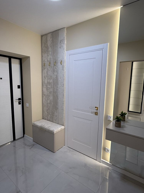 Власник. .	Елітна квартира з повною комплектацією та газовим опаленням Ровно - изображение 3