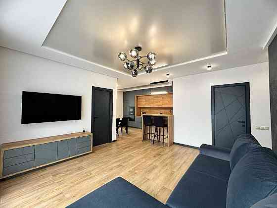 Оренда 2к квартири,76м², Липинського, перша здача, 950$ Львов