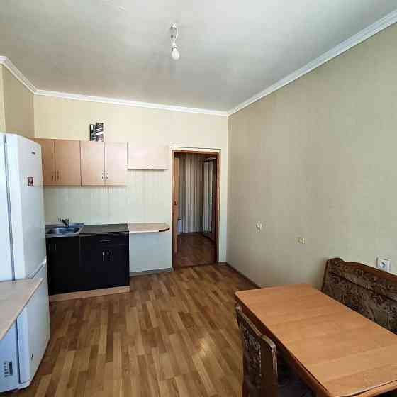 1 кімнатна квартира. Дарницький район. Вул. Драгоманова, 6а Київ