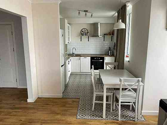 Видова Євро-двушка по вул Урлівська 23 ! СОНЯЧНІ ПАНЕЛІ в будинку ! Київ