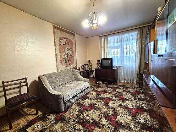 Простора 2-кімнатна квартира в цегляному будинку Чернигов
