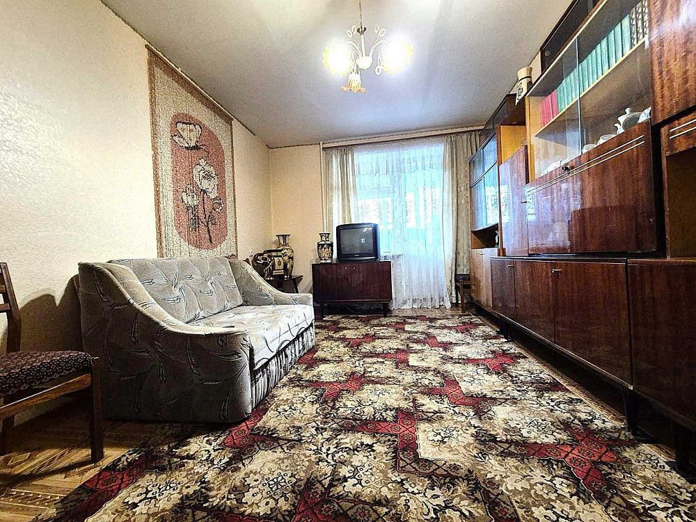 Простора 2-кімнатна квартира в цегляному будинку Чернигов - изображение 3