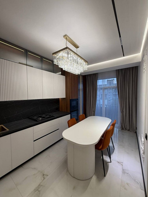 Продаж шикарної 3 кім квартири у самому серці Ужгорода Ужгород - зображення 1