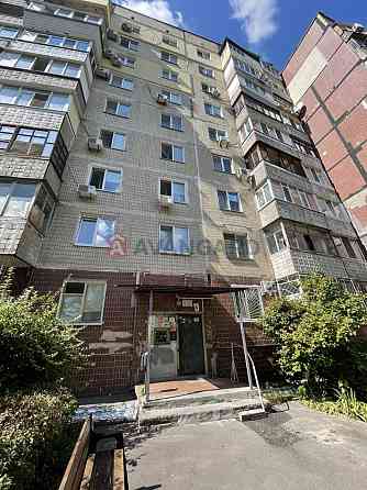 Продам простору 3-кімнатну квартиру на ж/м Сокіл Днепр