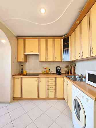 Оренда затишної двокімнатної квартири 53m2 в центрі столиці Киев