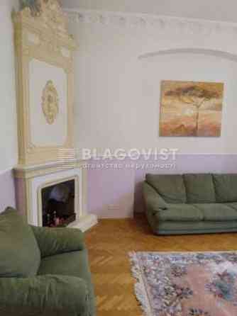 Довгострокова оренда 3-х кім.квартири Чикаленка 43 Центр Киев