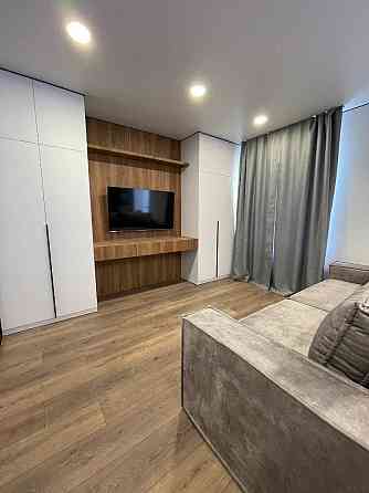 Здам  2 кімн. квартиру ЖК Щасливий низький поверх Днепр