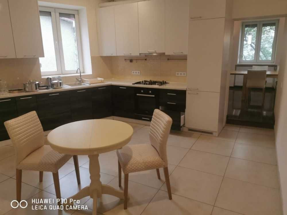 Елітна 5 кімнатна квартира  Ярославів Вал 11
Центр. Золоті ворота Київ - зображення 3