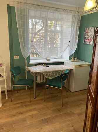 Центр однокімнатна від власника Киев