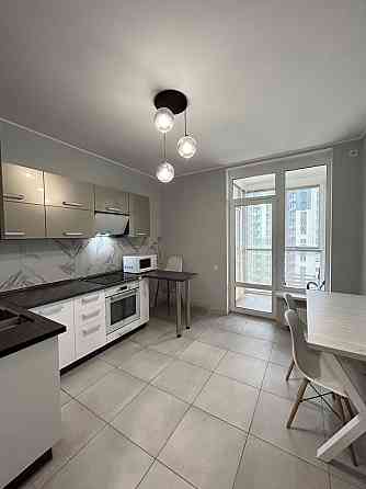 Оренда 1 к Вул. Івана Виговського 12к метро Сирець Киев