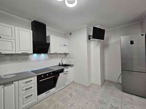 Оренда однокімнатної квартири 37m2 | ЖК Варшавський Мікрорайон Киев