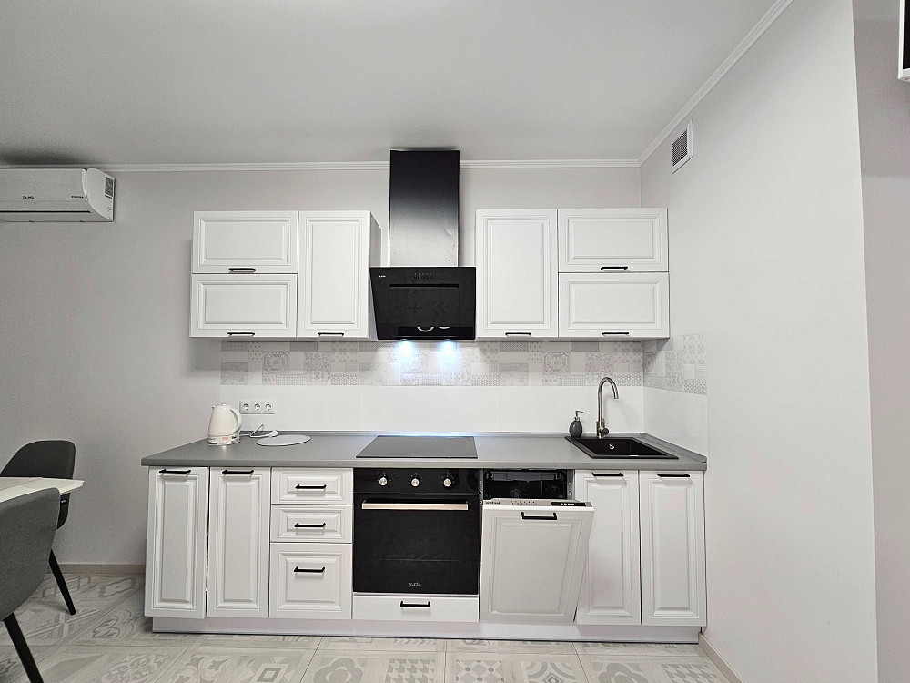 Оренда однокімнатної квартири 37m2 | ЖК Варшавський Мікрорайон Киев - изображение 1