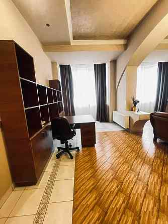 Оренда квартири в центрі на вул. Валова Львов