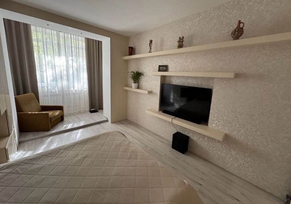 2к з новим ремонтом 58кв вул Гетьмана Полуботка метро Дарниця Киев - изображение 6