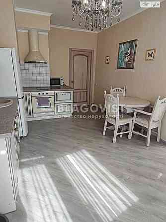 Продається квартира Ахматової 22 Київ