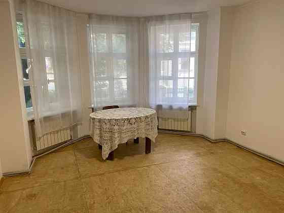 Продаж 2х кімнатної квартири наПідгірній в центрі Ужгорода Ужгород