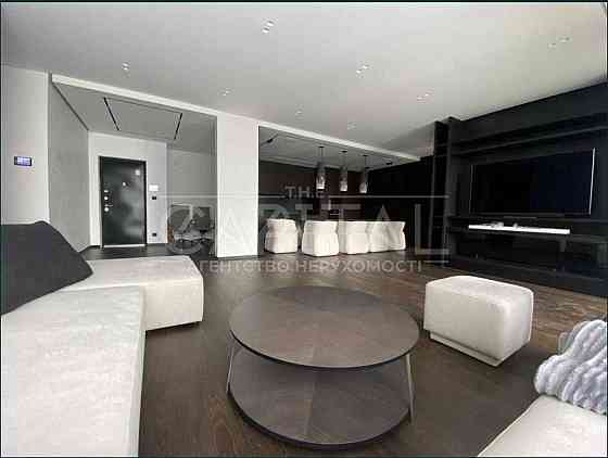 ПЕРША ЗДАЧА великої і просторої квартири, в преміум ЖК Tetris Hall. Киев