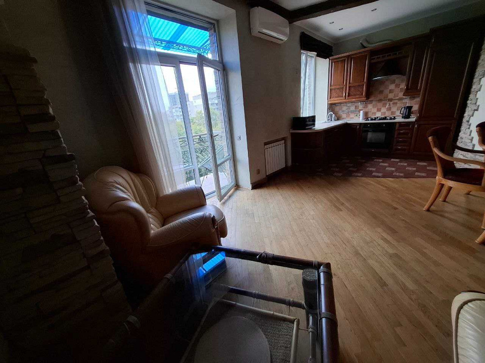 Здається простора 2-кімнатна квартира з кухнею-студією на Половецькій Киев - изображение 4