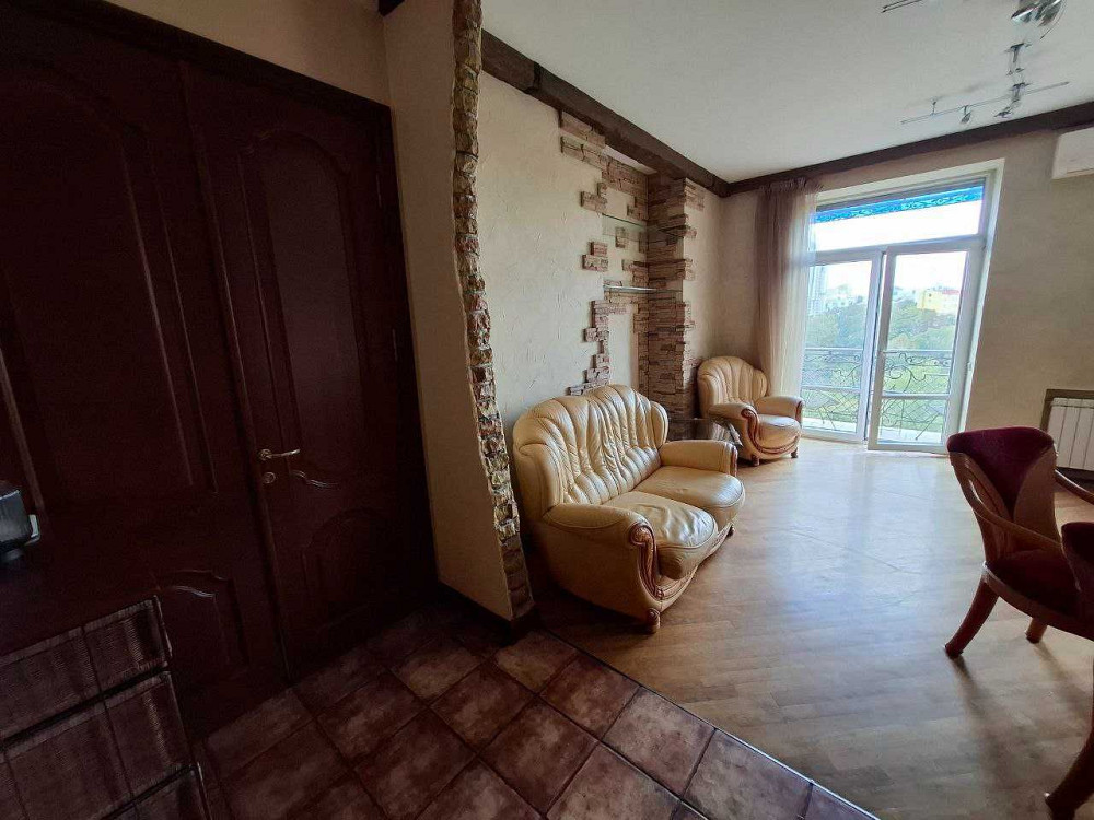 Здається простора 2-кімнатна квартира з кухнею-студією на Половецькій Киев - изображение 3