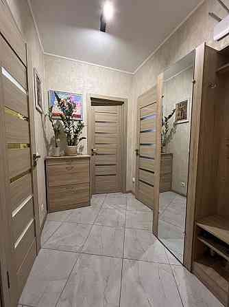 Стильна та затишна! Мінімальне оформлення! Ирпень