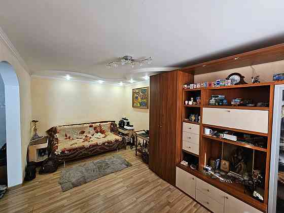 Продам 1 ком.квартиру с ремонтом  на ж/м Солнечном Днепр