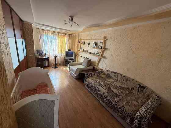 Квартира с большой гостиной 17 м2 на Таирова Одесса