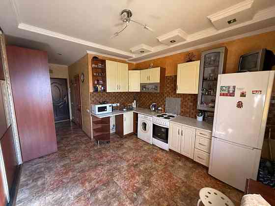 Квартира с большой гостиной 17 м2 на Таирова Одесса