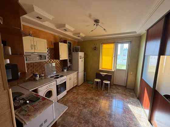 Квартира с большой гостиной 17 м2 на Таирова Одесса