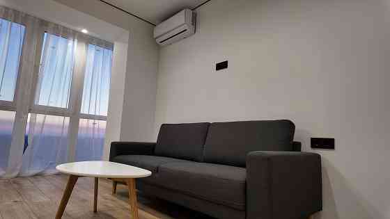 Продається  Нова стильна 2-х кімнатна квартира Ж/М Тополь 3 Днепр