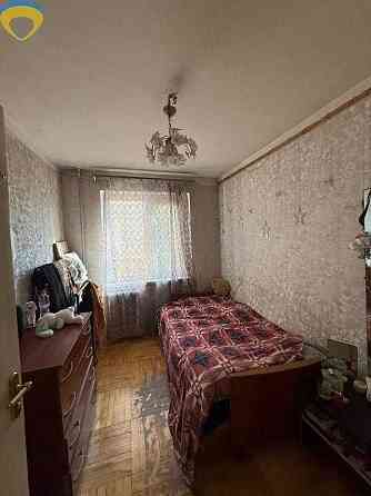 ПРОДАМ 3-кімнатну квартиру, середній поверх, на Таїрова Одесса