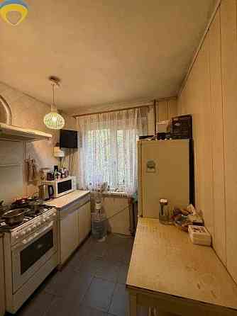 ПРОДАМ 3-кімнатну квартиру, середній поверх, на Таїрова Одесса