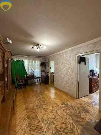 ПРОДАМ 3-кімнатну квартиру, середній поверх, на Таїрова Одесса