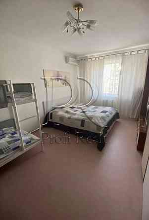 Продаж 2 -к кв. вул. Вишняківська 5, м. Харківська, Дарницький р-н. Київ