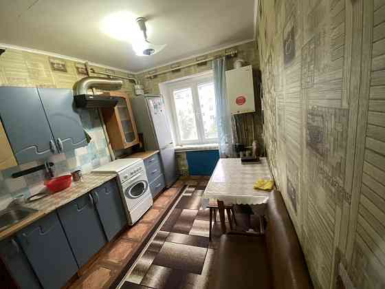 2 к. Центр , газ А.О. Утеплена ,  меблирываная Самары