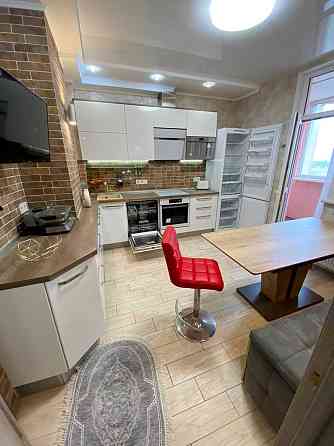 Сдается 3х ком, новый дом! Длительно! Черноморск