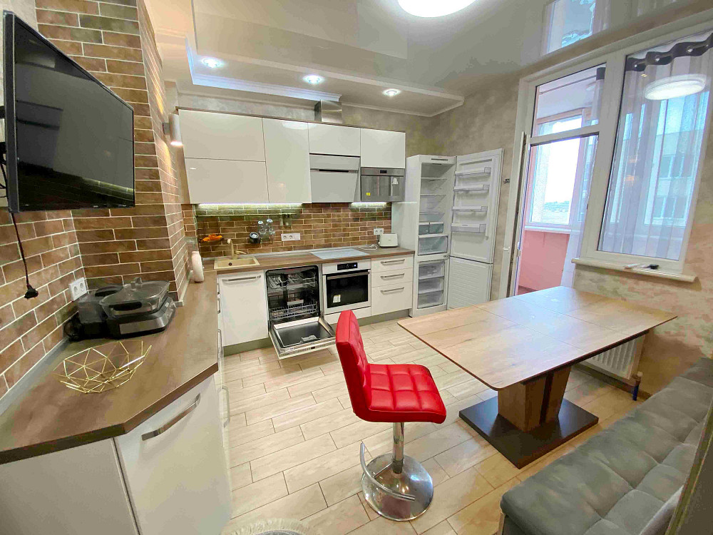 Сдается 3х ком, новый дом! Длительно! Черноморск - изображение 1