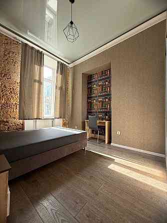 Срочно сдам! 3-ком квартира в центре! 2 этаж!АГВ! 10 мин Дерибасовская Одесса