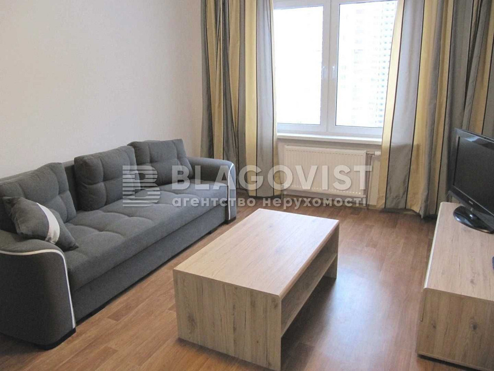 Оренда 2-х кім квартири 70м метро Позняки Киев - изображение 2