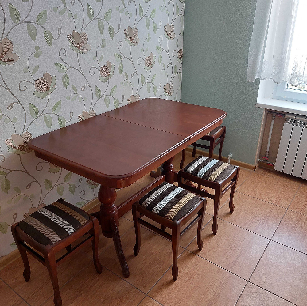 Своя 1 кімнатна 45 м.кв  м.Житомирська вул.,Поповича ,15 Киев - изображение 1