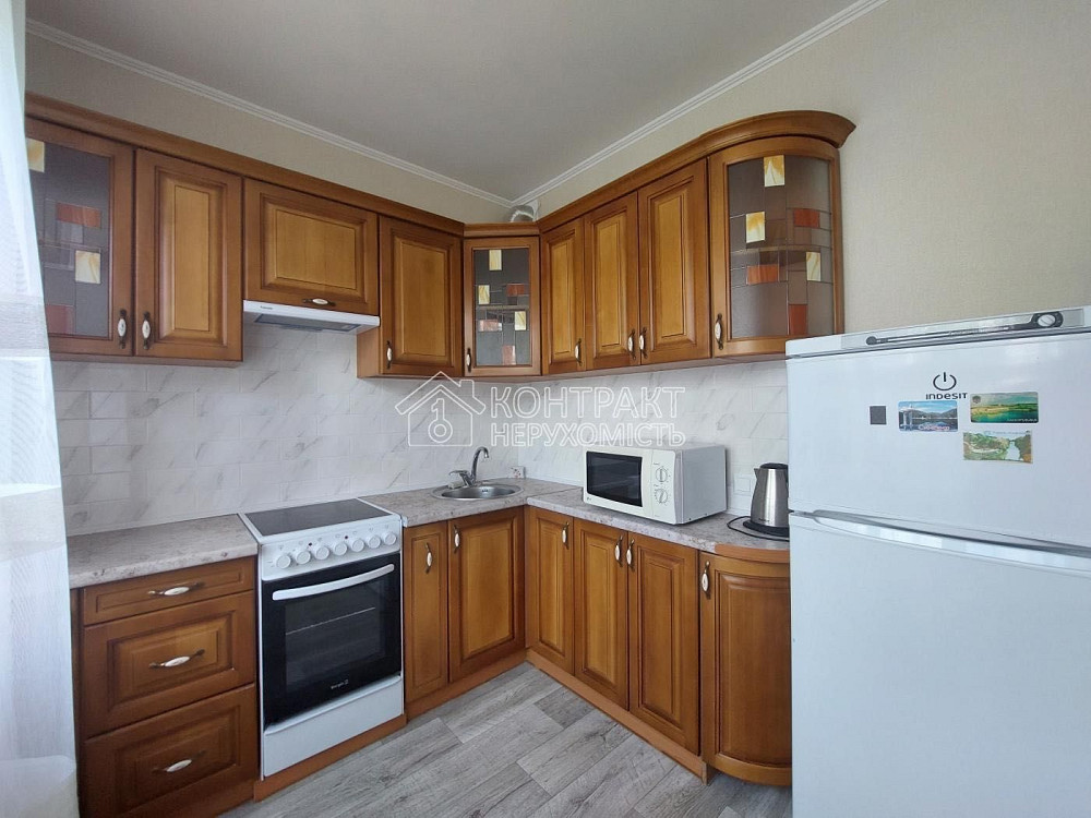 Сдам 2 комн.квартиру Ахсарова метро Алексеевская Сильпо 2 балкона Харьков - изображение 2