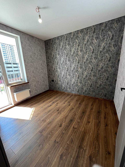 Продам 1-комн. квартиру с РЕМОНТОМ в НОВОМ КОМПЛЕКСЕ на ул. Сахарова Крижанівка - зображення 3