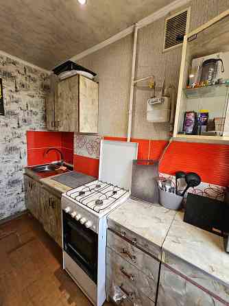 Продаётся трёхкомнатная квартира на 7 Заречном, возле "ТекСтиля" Кривой Рог